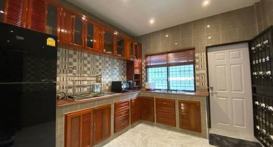 For sale 3 bedrooms house in Jomtien, Pattaya