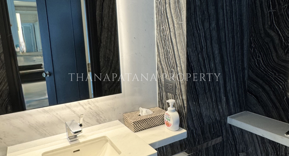 For sale 2 bedrooms condo in Bang Kho Laem, Bangkok