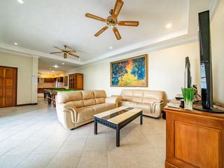For sale 3 bedrooms villa in Bang Lamung, Chonburi