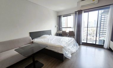 For rent 1 bed condo in Phaya Thai, Bangkok