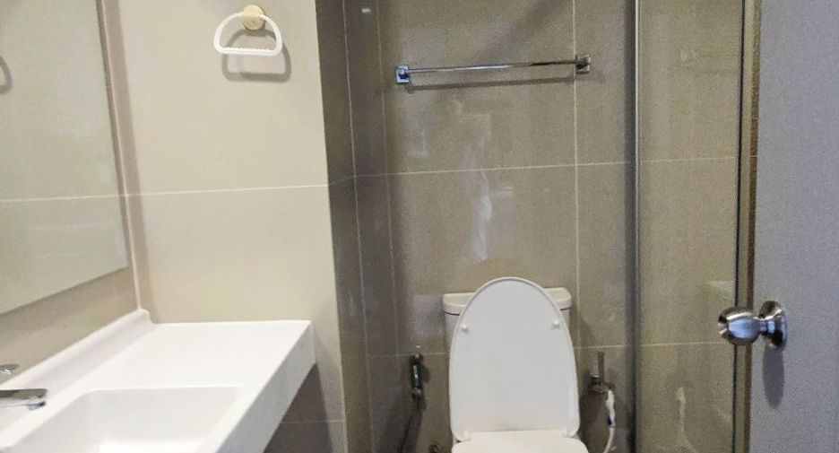 For rent 1 bed condo in Phaya Thai, Bangkok