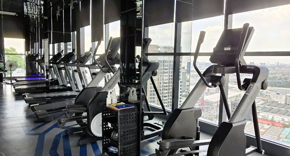 For rent 1 bed condo in Phaya Thai, Bangkok