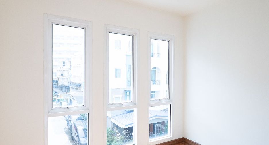 Reihenhaus zur Miete mit 6 Zimmer in Samphanthawong, Bangkok