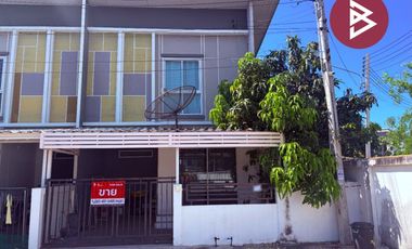 For sale 4 ベッドルーム townhouse in Phan Thong, Chonburi