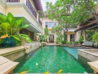 For rent 3 bedrooms house in Na Jomtien, Pattaya