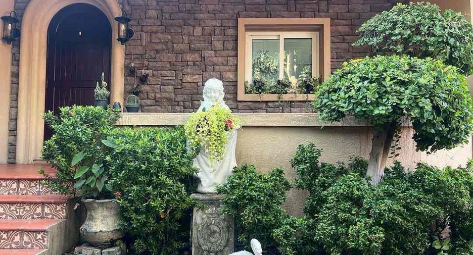 Аренда 3 спальни вилла в Банг Ламунг, Чонбури