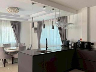 Villa zur Miete mit 5 Zimmer in Bang Lamung, Chonburi