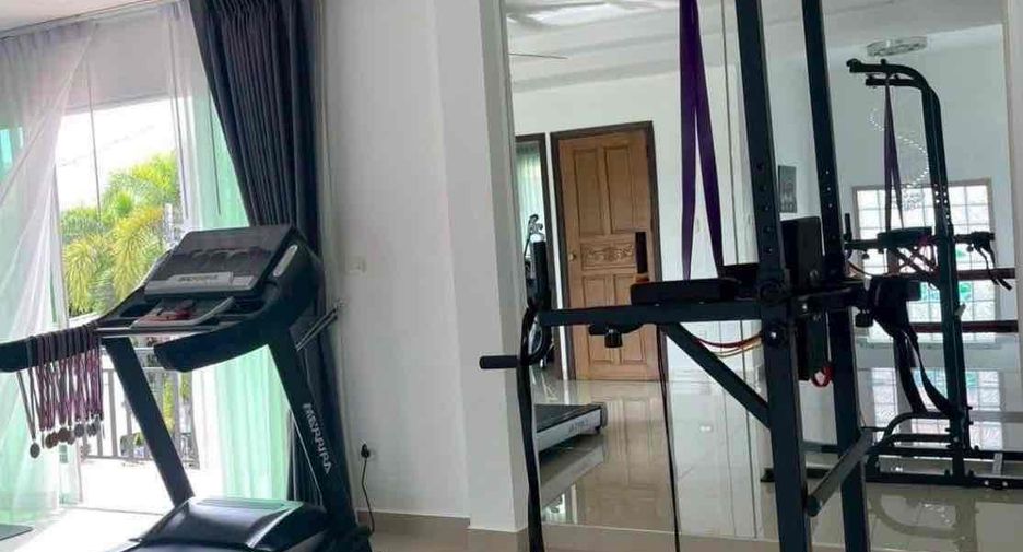 For rent 5 bedrooms villa in South Pattaya, Pattaya