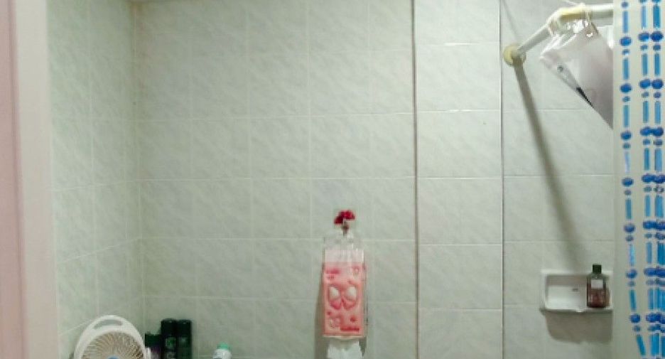 For sale 3 bedrooms house in Khlong Sam Wa, Bangkok