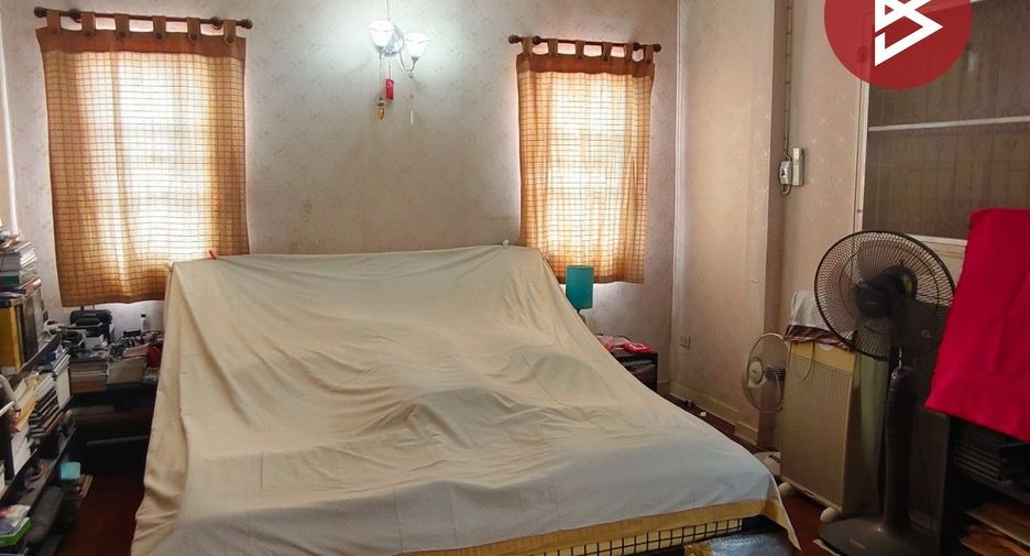 For sale 3 bedrooms house in Khlong Sam Wa, Bangkok
