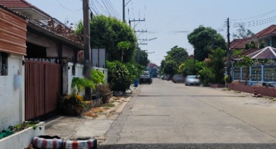 For sale 3 bedrooms house in Khlong Sam Wa, Bangkok