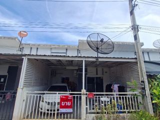 For sale 2 ベッドルーム townhouse in Bang Lamung, Chonburi