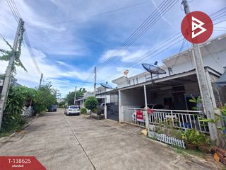 For sale 2 ベッドルーム townhouse in Bang Lamung, Chonburi