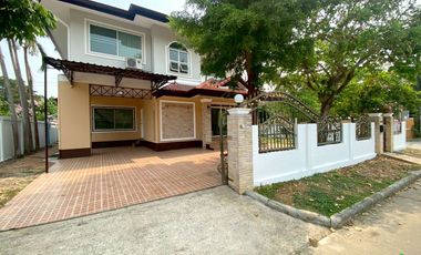 À vendre 5 chambres maison à Mueang Chiang Mai, Chiang Mai