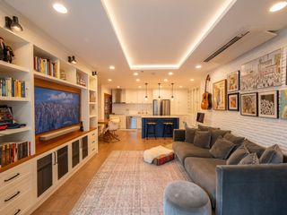 For sale 1 bed condo in Huai Khwang, Bangkok