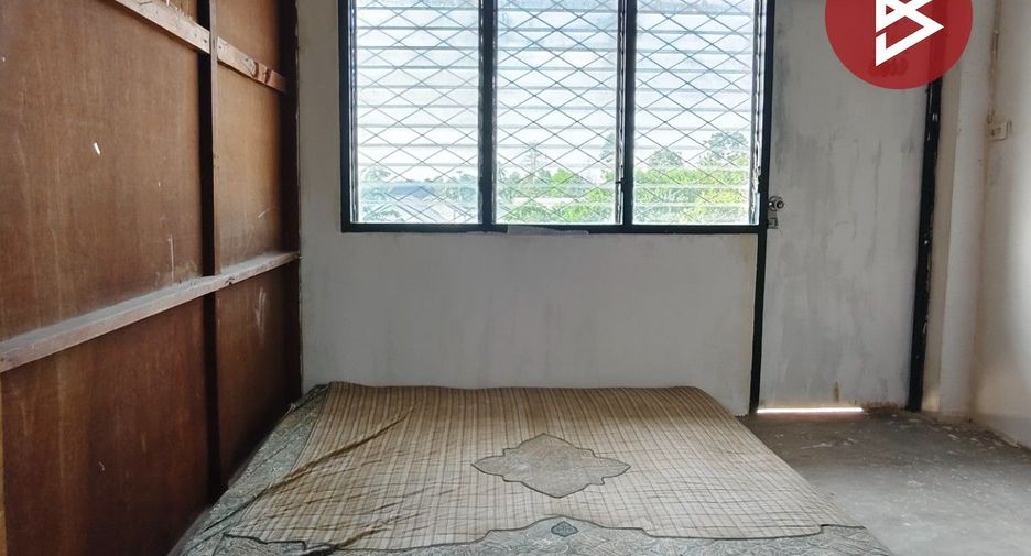 For sale 4 bedrooms retail Space in Mueang Nakhon Si Thammarat, Nakhon Si Thammarat