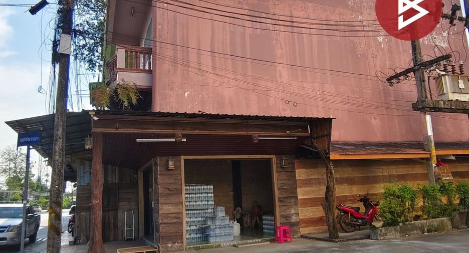 For sale 4 bedrooms retail Space in Mueang Nakhon Si Thammarat, Nakhon Si Thammarat