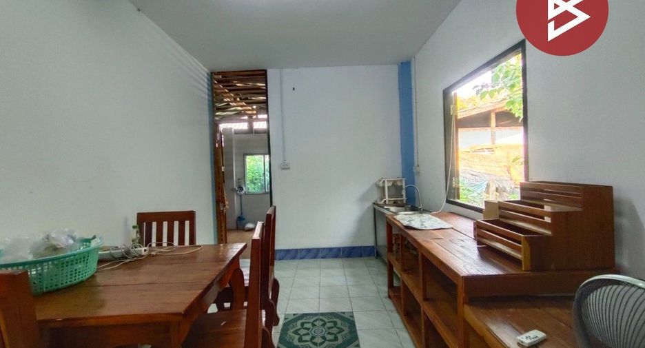 For sale 2 bedrooms house in Mueang Uttaradit, Uttaradit