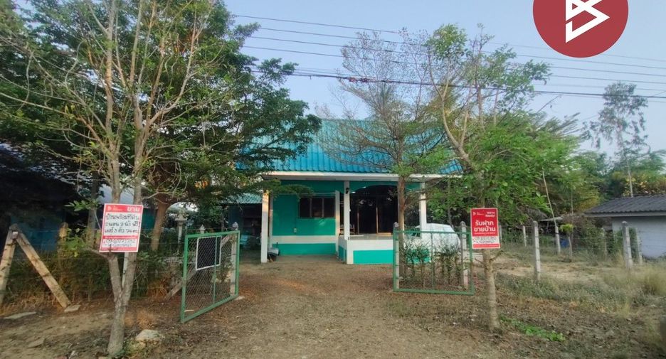 For sale 2 bedrooms house in Mueang Uttaradit, Uttaradit
