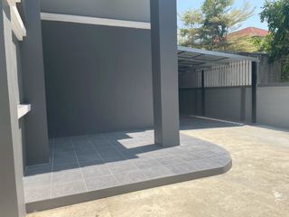 For sale 4 bedrooms house in Thawi Watthana, Bangkok