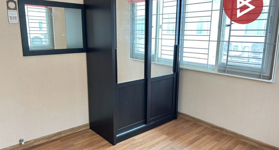 Casa en venta de 3 habitaciones en Bang Phli, Samut Prakan