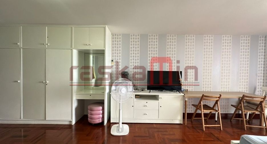 À louer studio condo à Bang Lamung, Chonburi