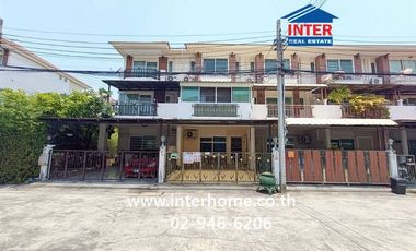 For sale 4 bedrooms townhouse in Bang Khen, Bangkok