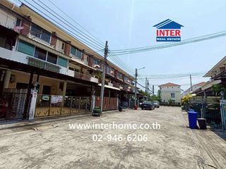 For sale 4 bedrooms townhouse in Bang Khen, Bangkok