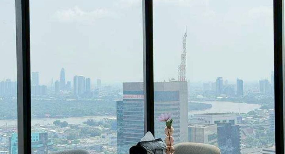 For rent and for sale 2 bedrooms condo in Khlong Toei, Bangkok