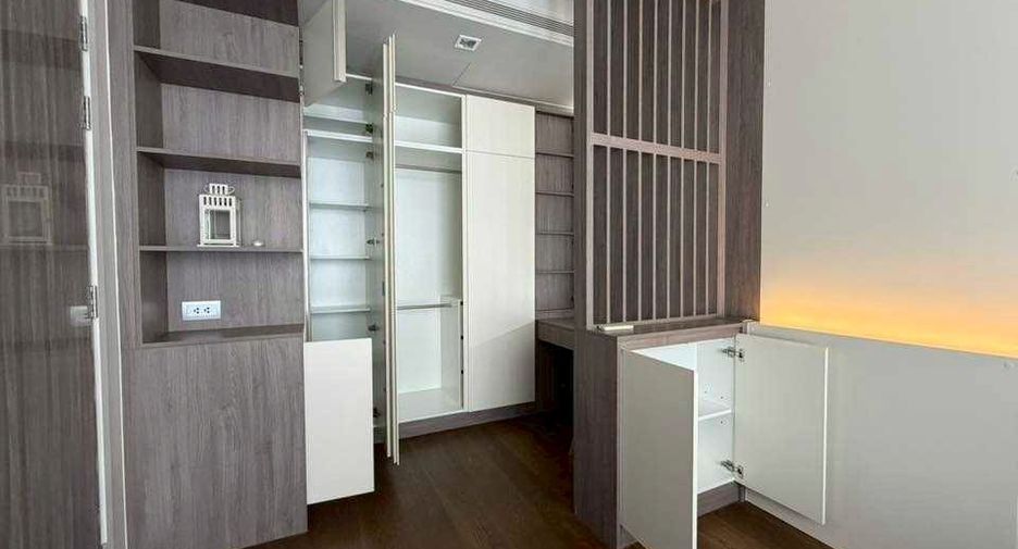 For rent and for sale 2 bedrooms condo in Khlong Toei, Bangkok