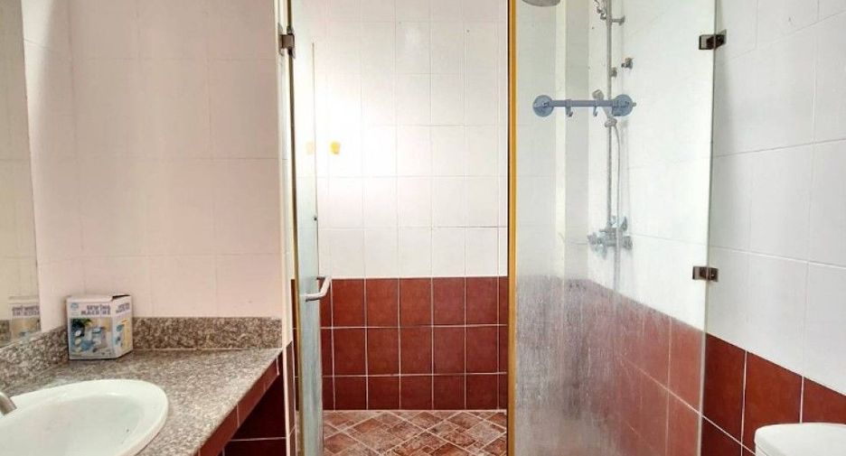 For sale 3 bedrooms house in Mueang Samut Sakhon, Samut Sakhon