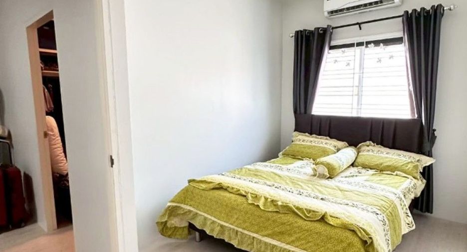 For sale 3 bedrooms townhouse in Mueang Chon Buri, Chonburi