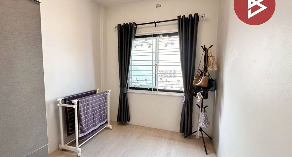 For sale 3 bedrooms townhouse in Mueang Chon Buri, Chonburi