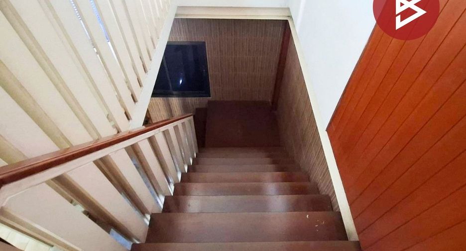 Oficina en venta en Pak Kret, Nonthaburi