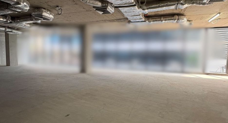 For rent retail Space in Khlong Toei, Bangkok