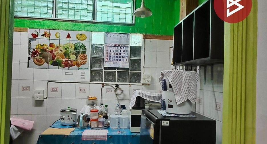 For sale 2 bedrooms townhouse in Bang Khae, Bangkok