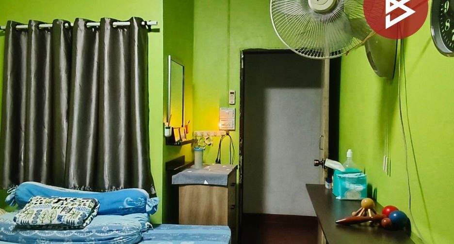 For sale 2 bedrooms townhouse in Bang Khae, Bangkok
