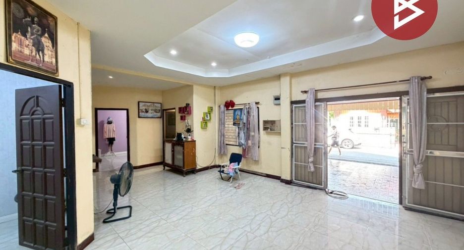 For sale 3 bedrooms townhouse in Thanyaburi, Pathum Thani