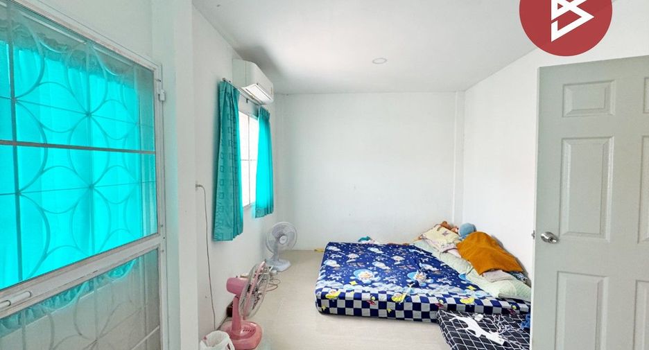 Casa adosada en venta de 4 habitaciones en Mueang Samut Prakan, Samut Prakan