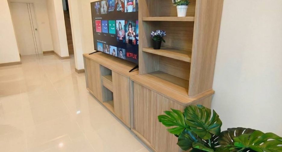For rent 4 bedrooms house in Hang Dong, Chiang Mai