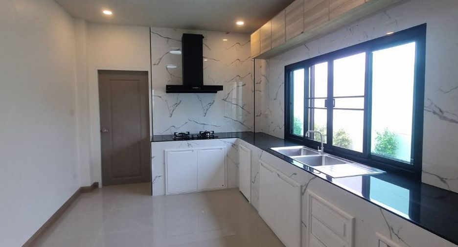 For rent 4 bedrooms house in Hang Dong, Chiang Mai