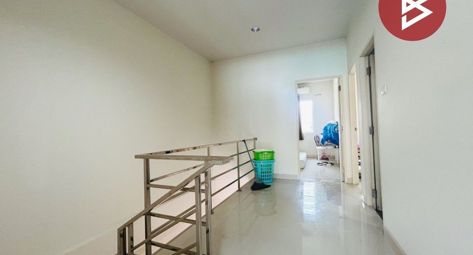 For sale 3 bedrooms townhouse in Thung Khru, Bangkok