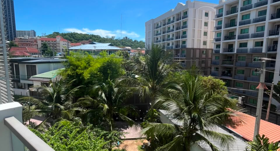 For sale 1 bed condo in Bang Lamung, Chonburi