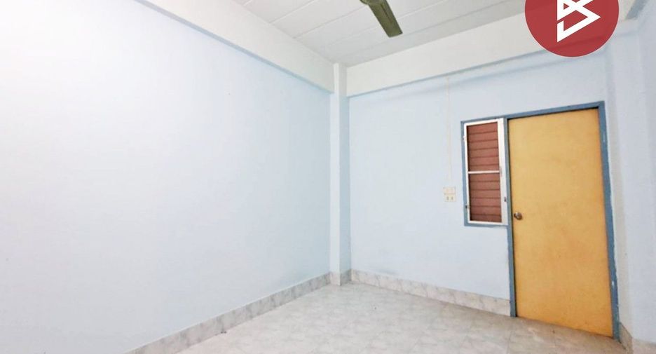 For sale 116 ベッドルーム apartment in Khlong Luang, Pathum Thani