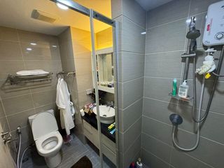 Продажа 1 кровать кондо в Хуаи Кхщанг, Бангкок