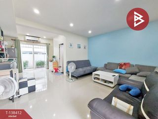 出售 2 卧室 联排别墅 在 Phra Samut Chedi, Samut Prakan