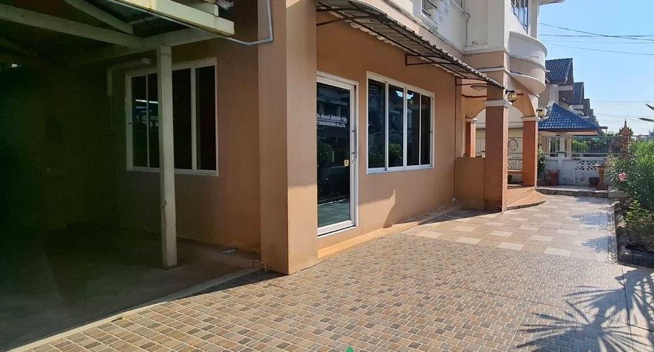 Casa en venta de 5 habitaciones en Mueang Nonthaburi, Nonthaburi