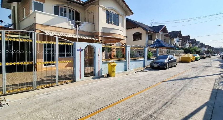 Casa en venta de 5 habitaciones en Mueang Nonthaburi, Nonthaburi