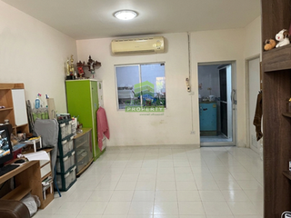 出售 3 卧室 联排别墅 在 Khlong Luang, Pathum Thani
