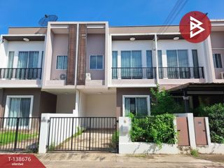 For sale 2 ベッドルーム townhouse in Mueang Samut Sakhon, Samut Sakhon